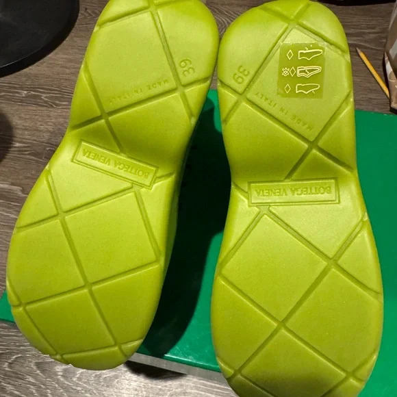 Bottega Veneta Lime Green Ankle Boots - Picture 2 of 10